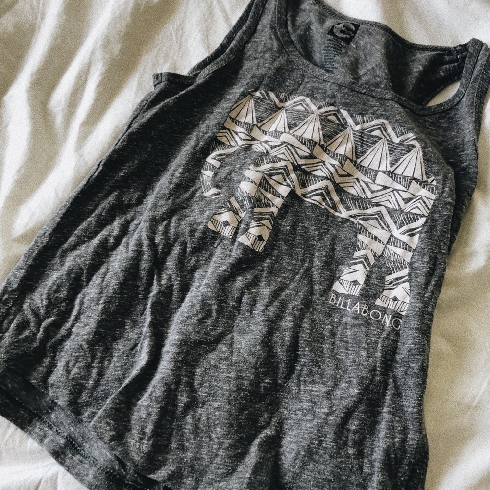 Elephant t-shirt || billagong
